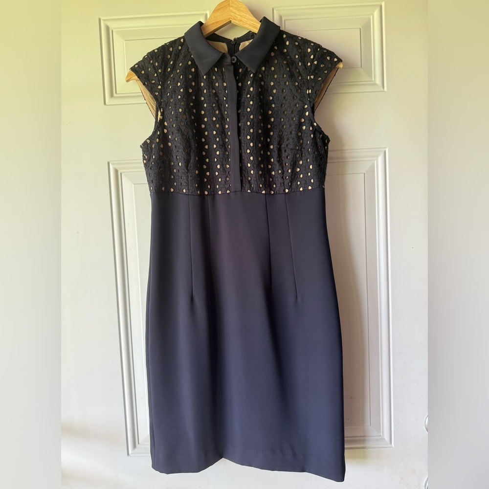 3/$20🍁SALE! Ann Taylor Navy and Black Eyelet Cap Sleeve Dress